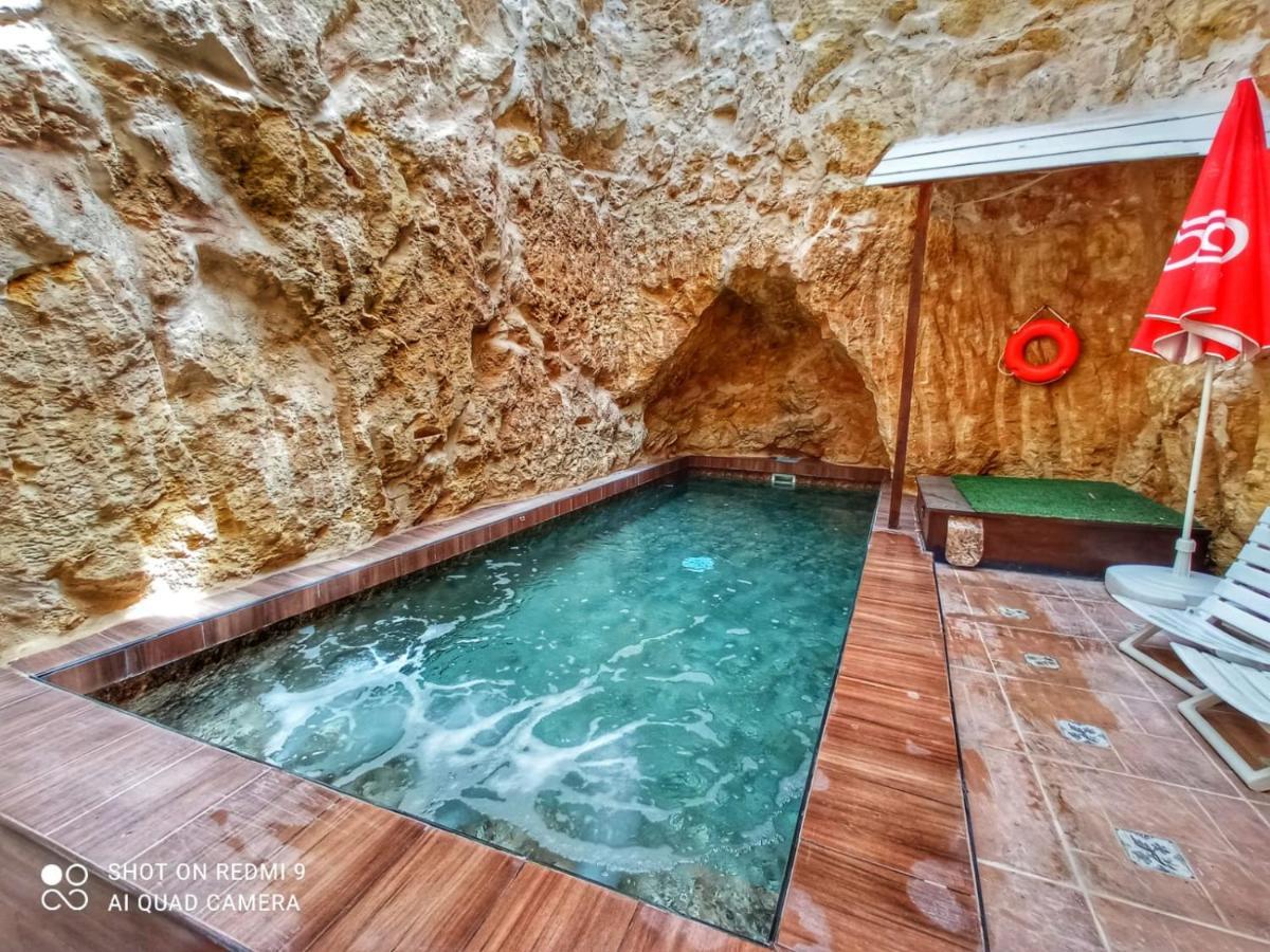 Town House With Private Pool In Village Centre Калкара Экстерьер фото